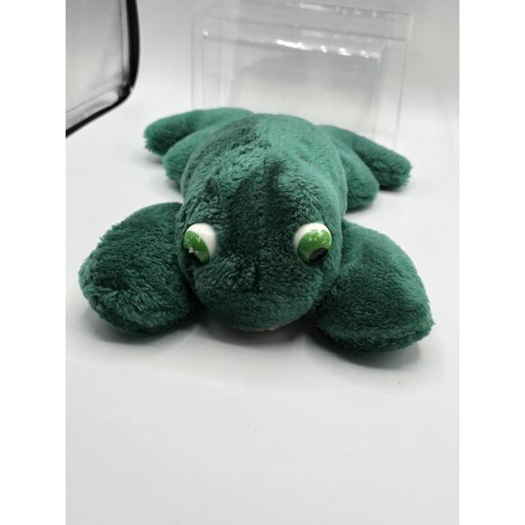 Plush Green Frog Toad Croaks Stuffed Animal Vintage Plush Toy 11" - Picture 1 of 7